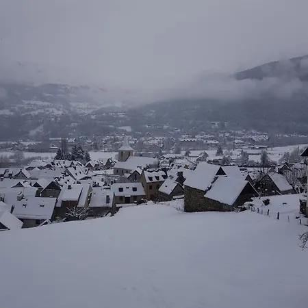 St Lary-vignec Joli Petit Idealament Situe